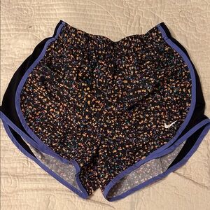 Nike Women's Tempo Shorts Multicolor